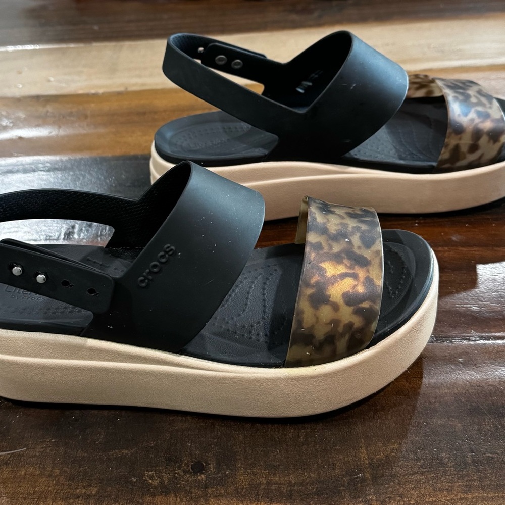 CROCS Women's Black and Tan Sandals